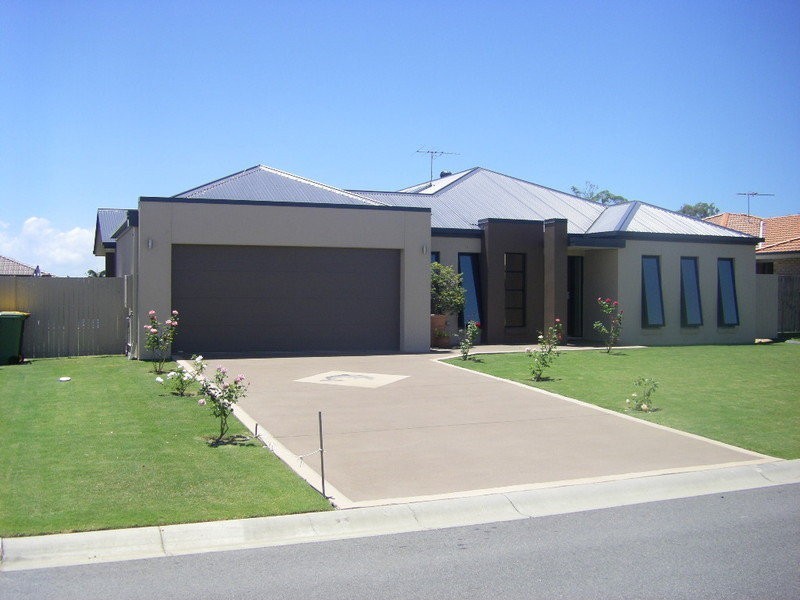 Sandstone Point QLD 4511