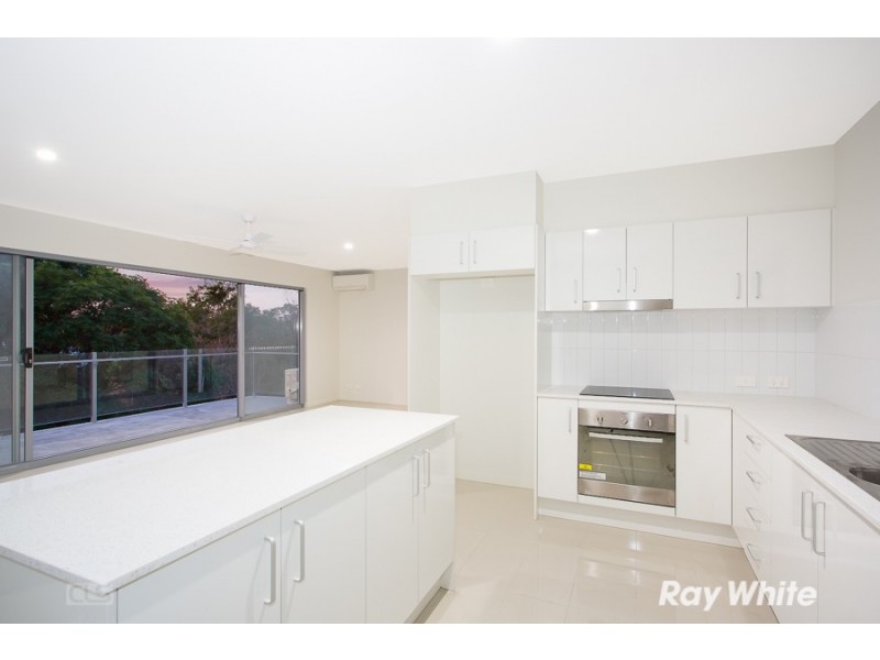 2/2 Blaik Street, Woorim QLD 4507