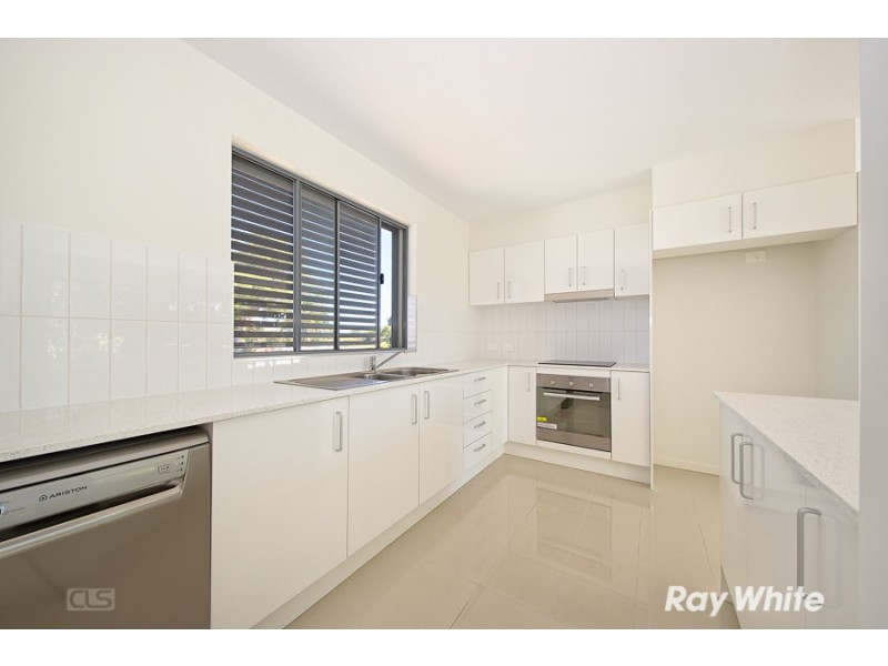 1/2 Blaik Street, Woorim QLD 4507