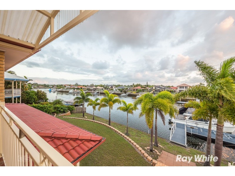 25 Dugong Crescent, Banksia Beach QLD 4507