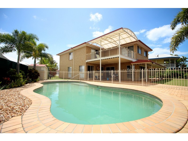 25 Dugong Crescent, Banksia Beach QLD 4507