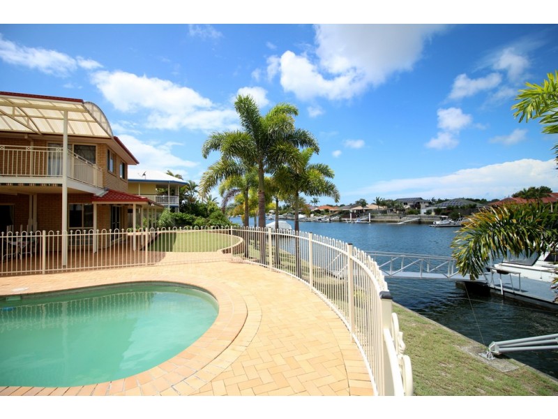 25 Dugong Crescent, Banksia Beach QLD 4507
