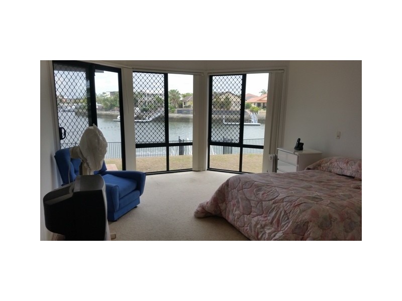 30 Topsail Circuit, Banksia Beach QLD 4507