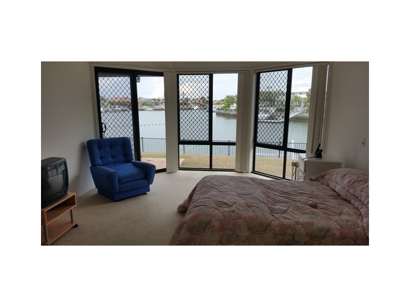 30 Topsail Circuit, Banksia Beach QLD 4507