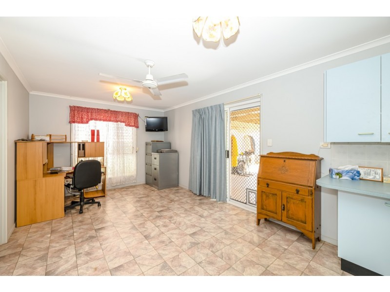 4 Lawn Street, Bongaree QLD 4507