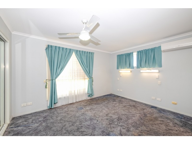 4 Lawn Street, Bongaree QLD 4507