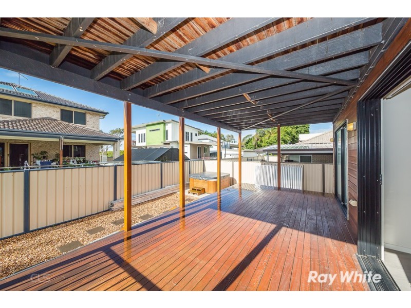 16 May Street, Godwin Beach QLD 4511
