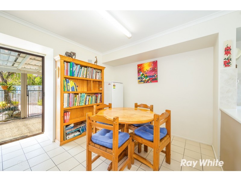 6 Durham Court, Sandstone Point QLD 4511