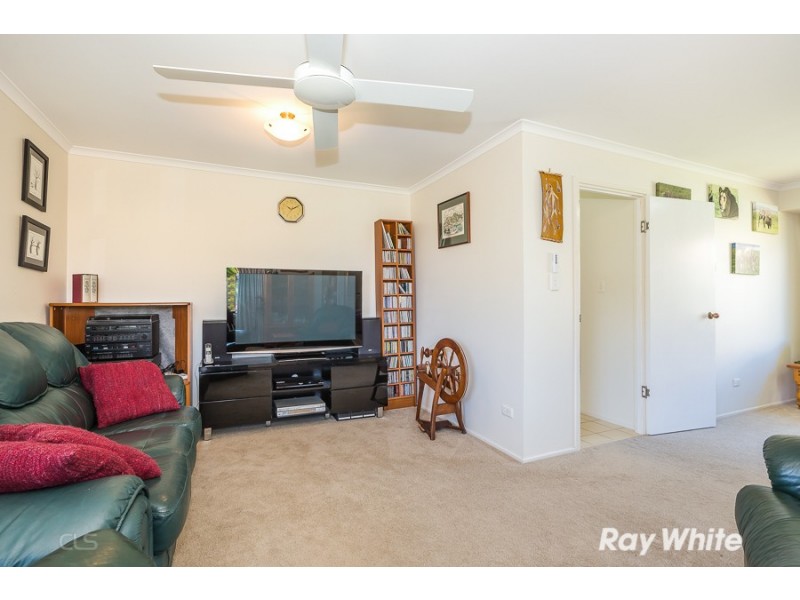 6 Durham Court, Sandstone Point QLD 4511