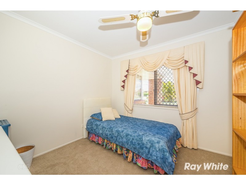 6 Durham Court, Sandstone Point QLD 4511