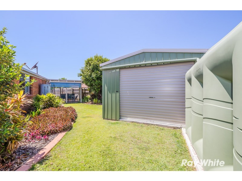 6 Durham Court, Sandstone Point QLD 4511