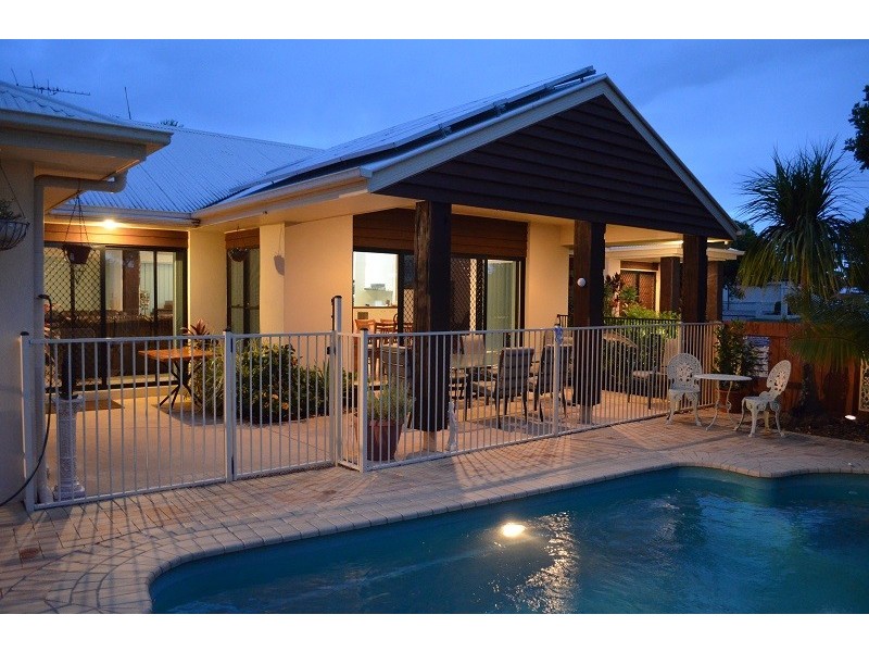 1 Swordfish Place, Banksia Beach QLD 4507