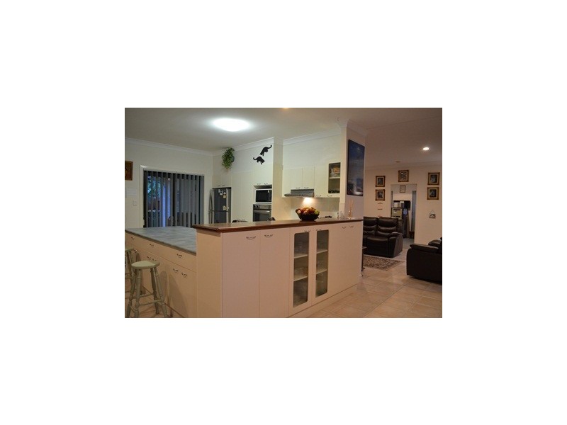 1 Swordfish Place, Banksia Beach QLD 4507
