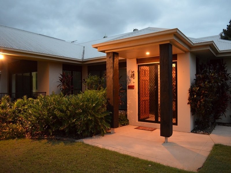 1 Swordfish Place, Banksia Beach QLD 4507