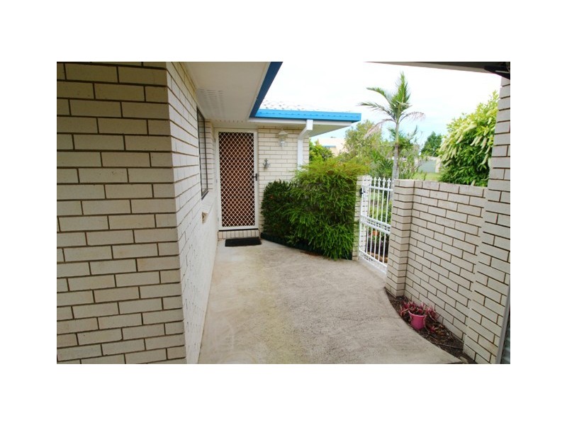 26 Hawaii Crescent, Banksia Beach QLD 4507