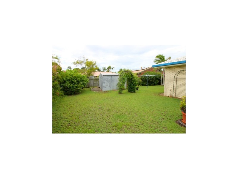 26 Hawaii Crescent, Banksia Beach QLD 4507