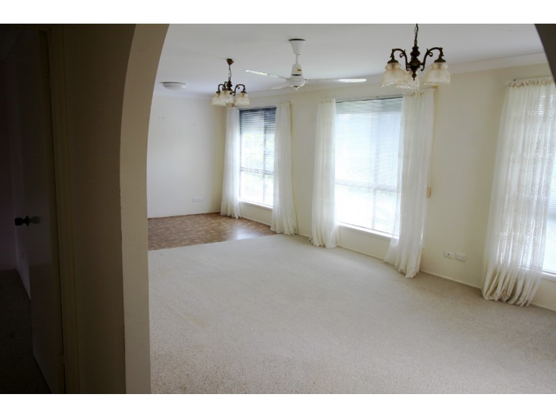 26 Hawaii Crescent, Banksia Beach QLD 4507