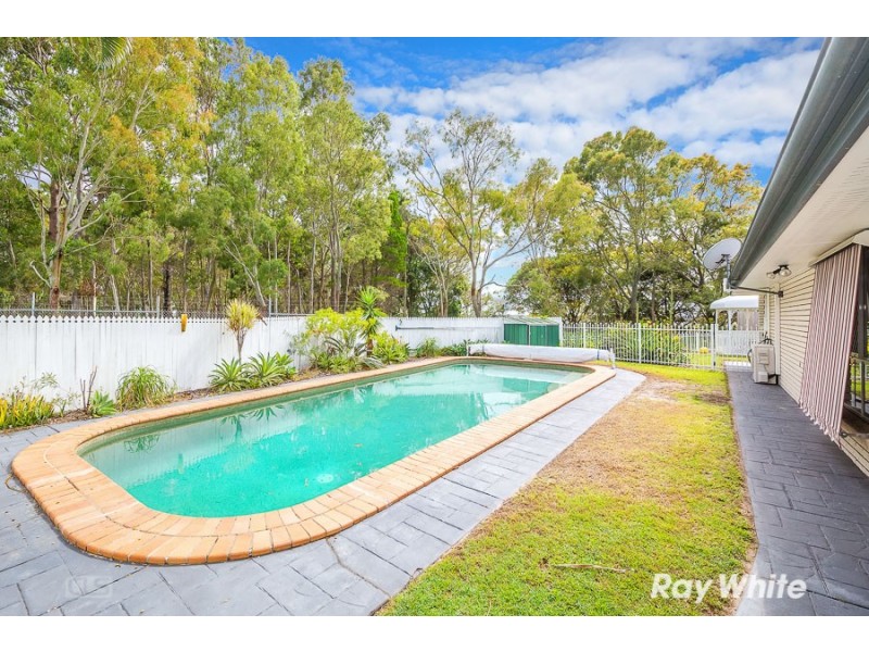 23 Howard Court, Sandstone Point QLD 4511
