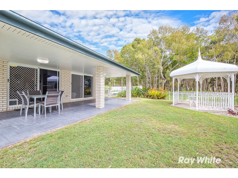 23 Howard Court, Sandstone Point QLD 4511