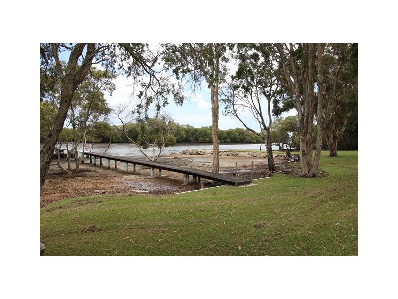 57 Ningi Esplanade, Ningi QLD 4511