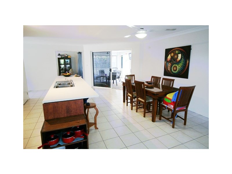 57 Ningi Esplanade, Ningi QLD 4511