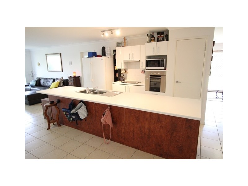 57 Ningi Esplanade, Ningi QLD 4511