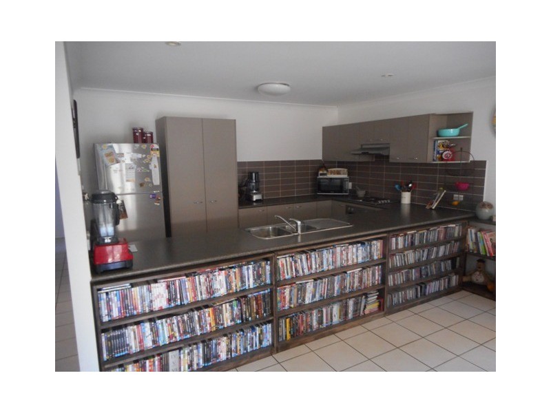 Sandstone Point QLD 4511