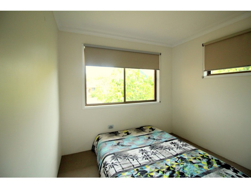 2/20 Winston Drive, Bongaree QLD 4507
