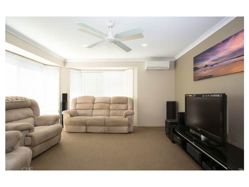 25 Barklya Crescent, Bongaree QLD 4507