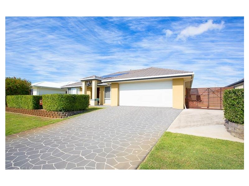 25 Barklya Crescent, Bongaree QLD 4507