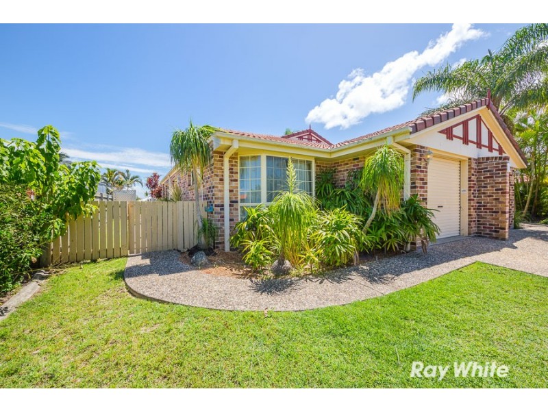 1/11 Pentas Drive, Bongaree QLD 4507