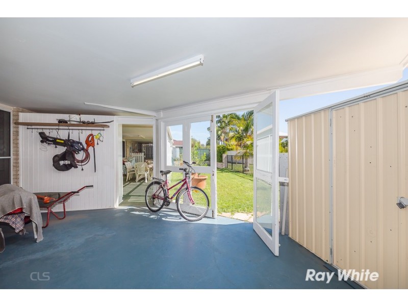 13 Kirk Place, Sandstone Point QLD 4511