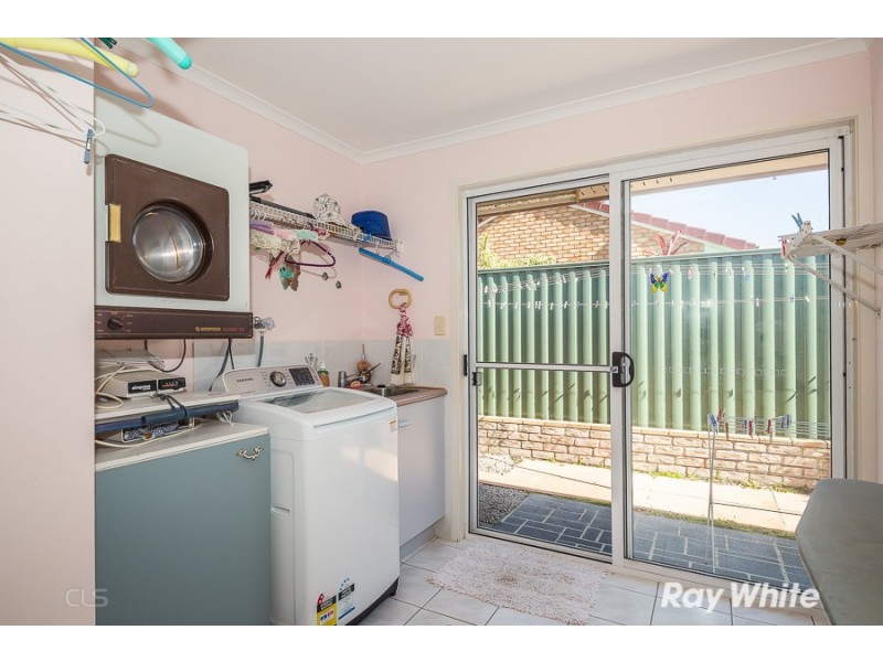 13 Kirk Place, Sandstone Point QLD 4511