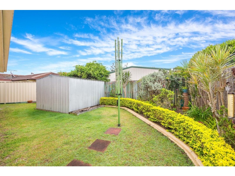 25 Hoya Crescent, Bongaree QLD 4507
