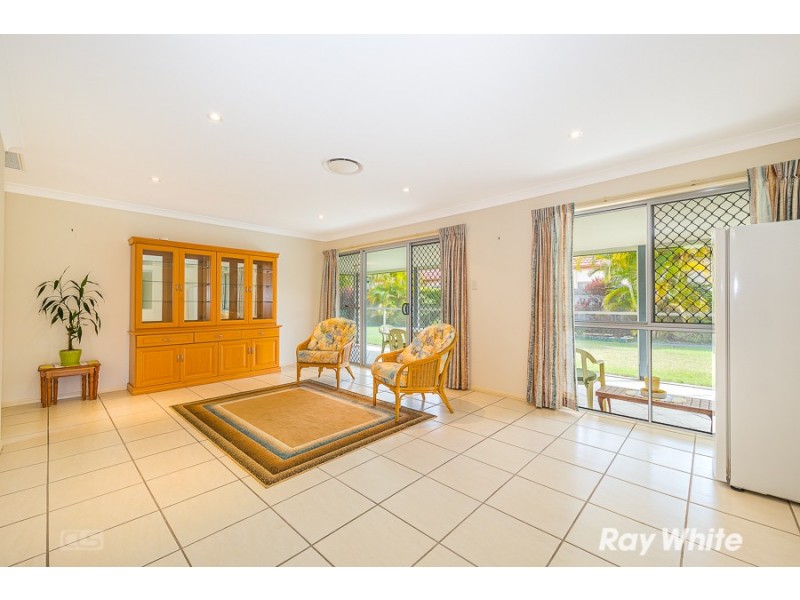 8 Yellowfin Place, Banksia Beach QLD 4507