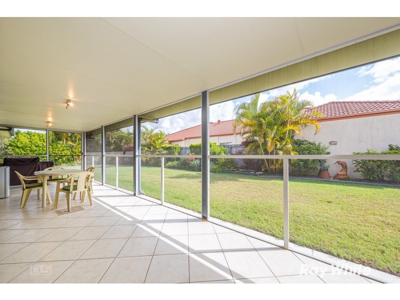 8 Yellowfin Place, Banksia Beach QLD 4507