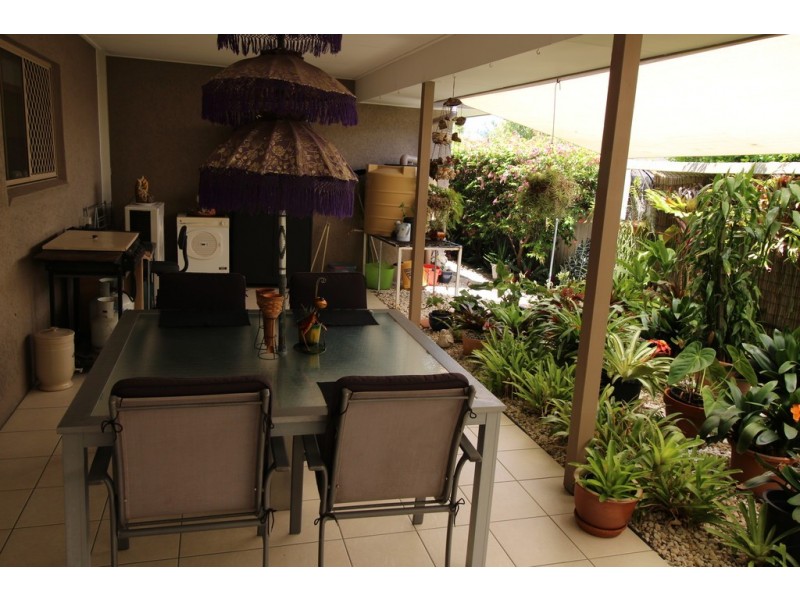 125 Cosmos Avenue, Banksia Beach QLD 4507