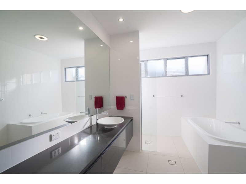 58 Cosmos Avenue, Banksia Beach QLD 4507