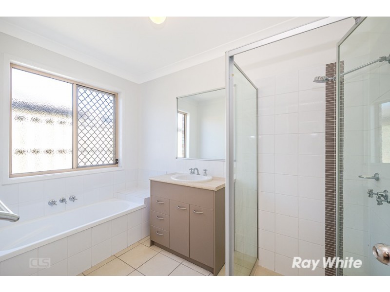 306 Bestmann Road, Sandstone Point QLD 4511