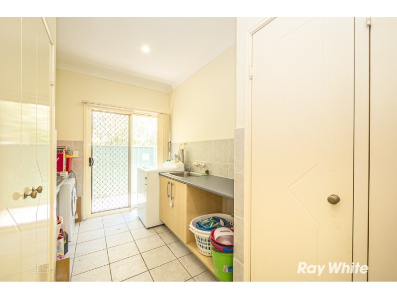 4 Whitehaven Place, Banksia Beach QLD 4507