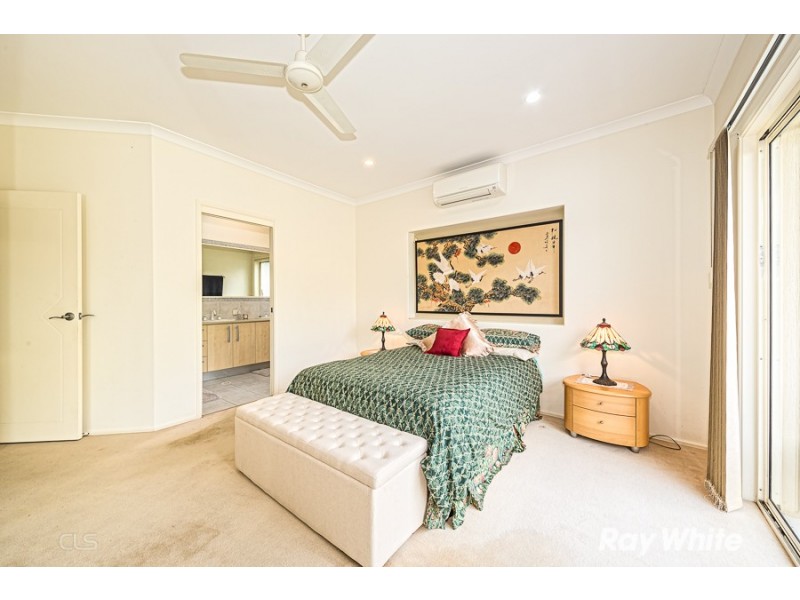 4 Whitehaven Place, Banksia Beach QLD 4507