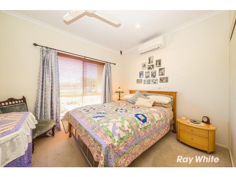 4 Whitehaven Place, Banksia Beach QLD 4507