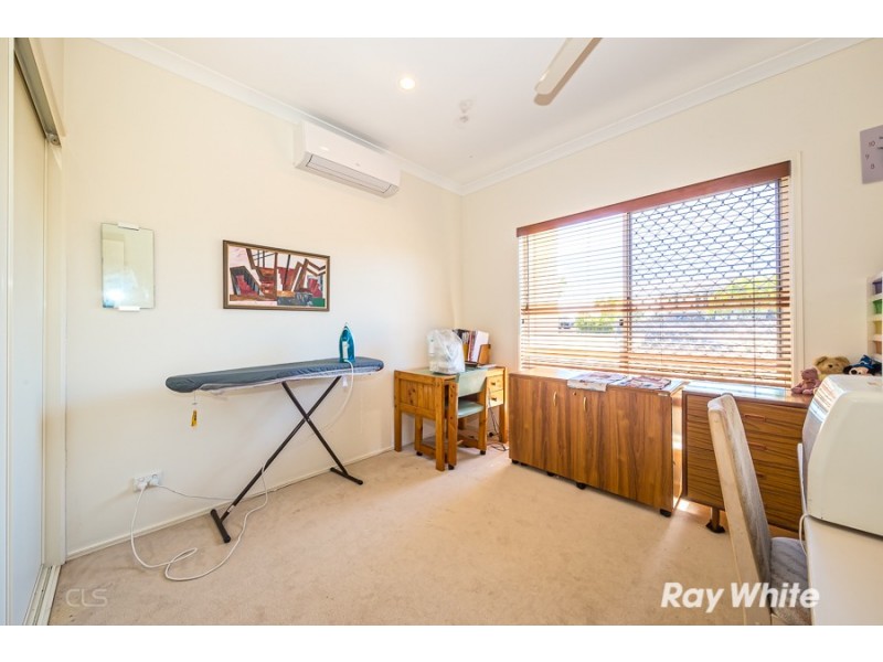 4 Whitehaven Place, Banksia Beach QLD 4507