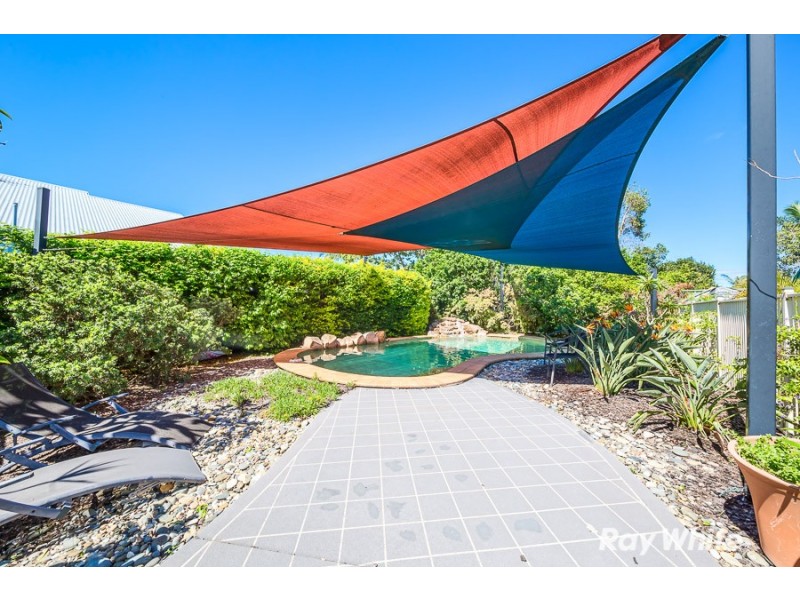 4 Whitehaven Place, Banksia Beach QLD 4507