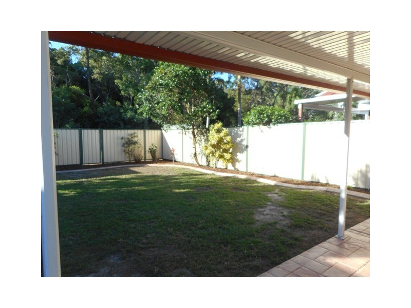 Sandstone Point QLD 4511