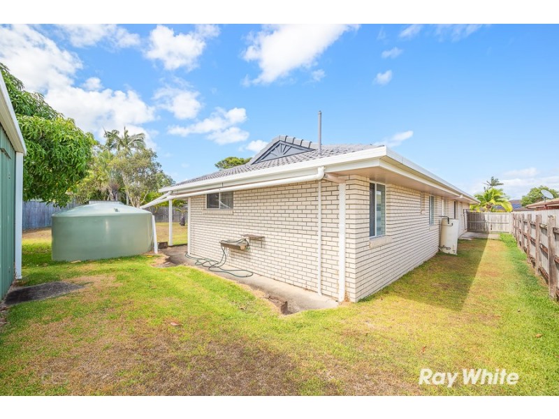 16 Perch Circuit, Sandstone Point QLD 4511