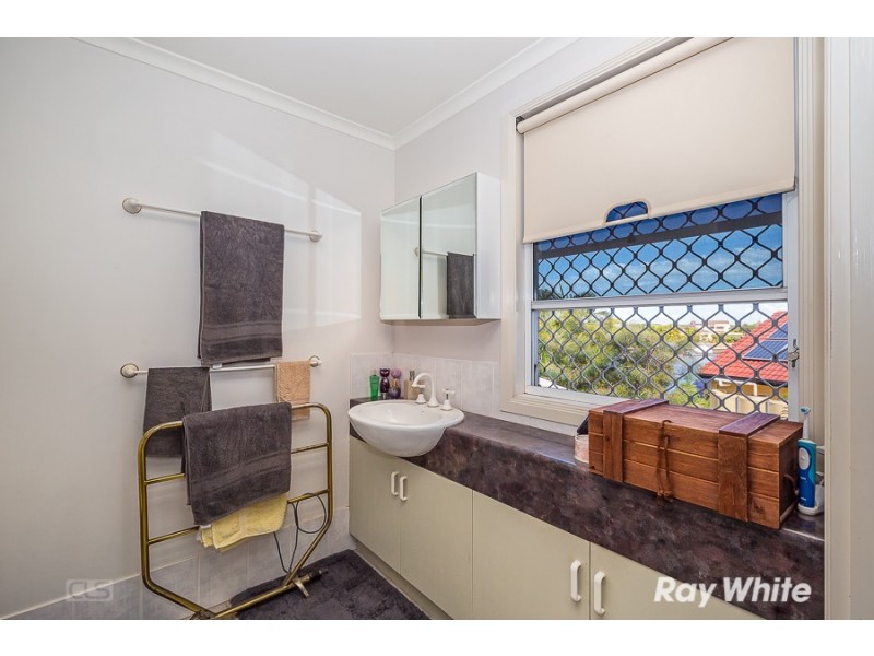 202 Endeavour Drive, Banksia Beach QLD 4507