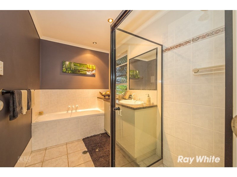 202 Endeavour Drive, Banksia Beach QLD 4507