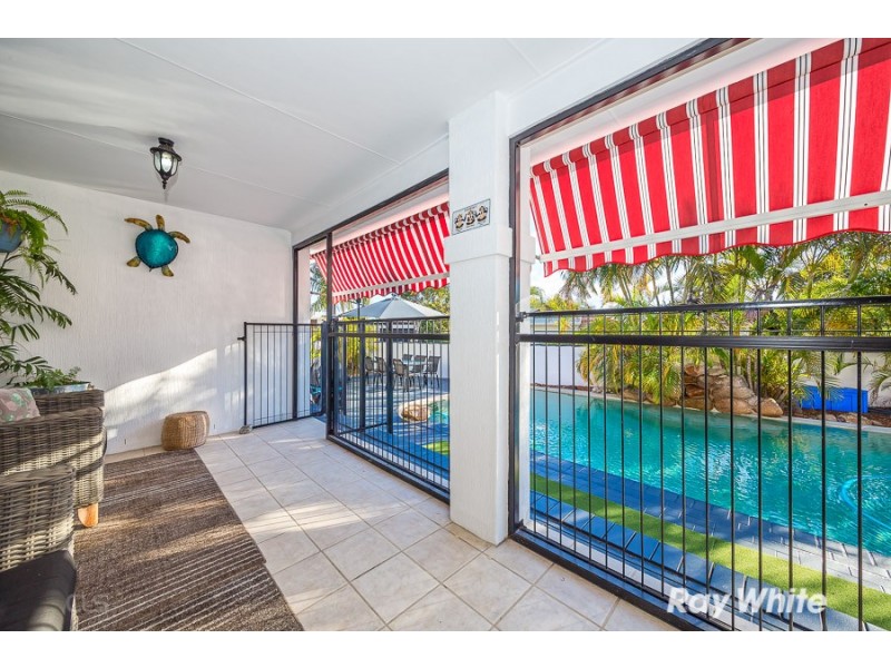 28 Dugong Crescent, Banksia Beach QLD 4507