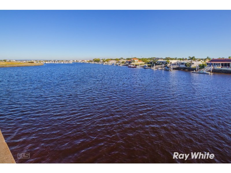 44 Raptor Parade, Banksia Beach QLD 4507